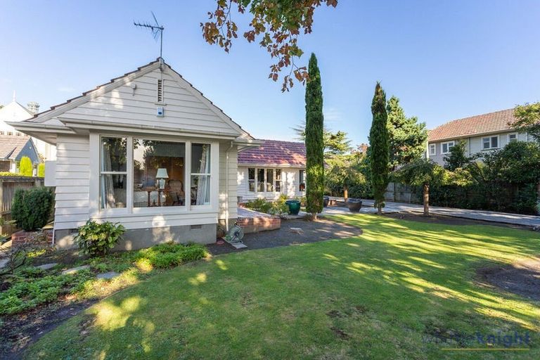 Photo of property in 397b Papanui Road, Strowan, Christchurch, 8052