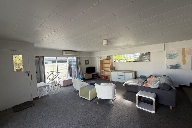 Photo of property in 5/16 Guthrie Road, Havelock North, 4130