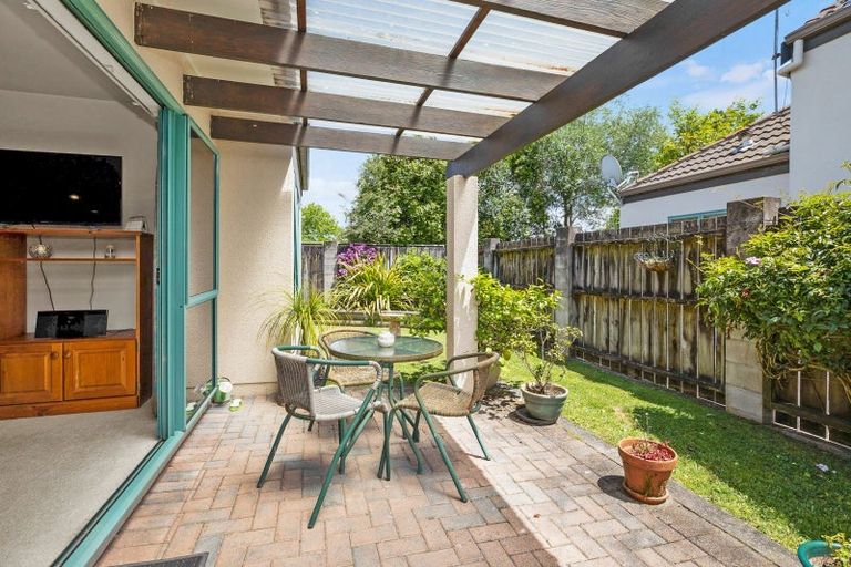Photo of property in 3/84 Braid Road, St Andrews, Hamilton, 3200
