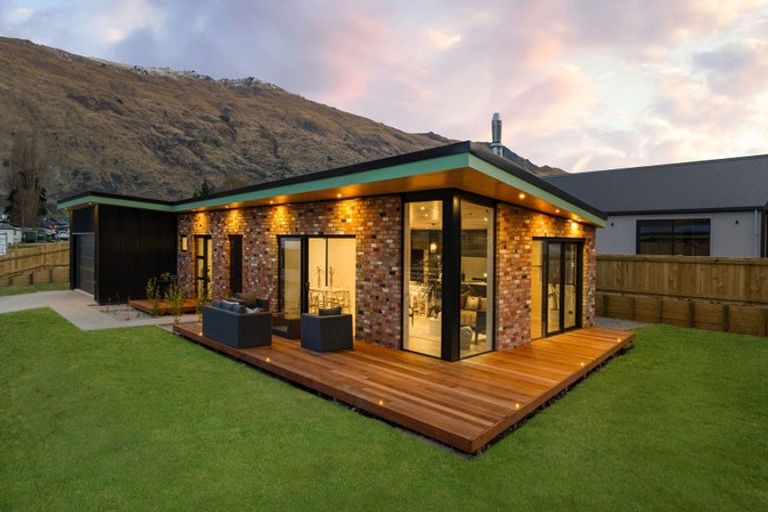 Photo of property in 12 Huntingdon Street, Kingston, Athol, 9793