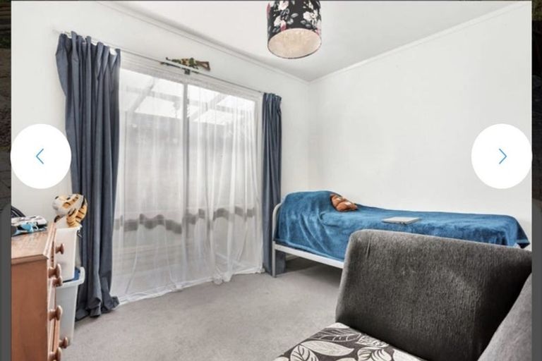 Photo of property in 1/111 Tirimoana Road, Te Atatu South, Auckland, 0602