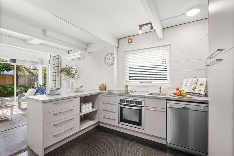 Photo of property in 8/30 Clissold Street, Merivale, Christchurch, 8014