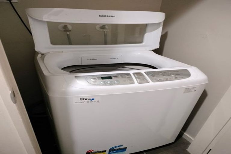 Photo of property in 3a Maldive Street, Khandallah, Wellington, 6035