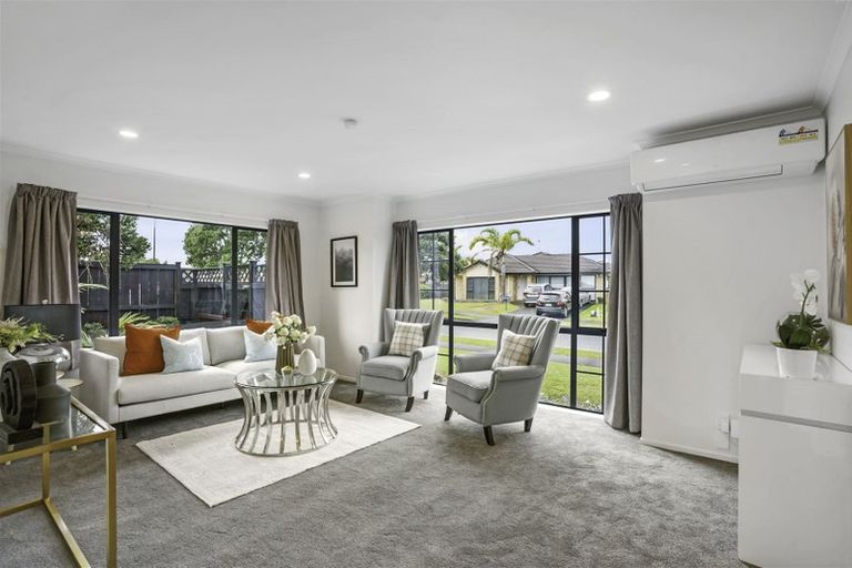 Photo of property in 34 Sandwick Drive, Weymouth, Auckland, 2103