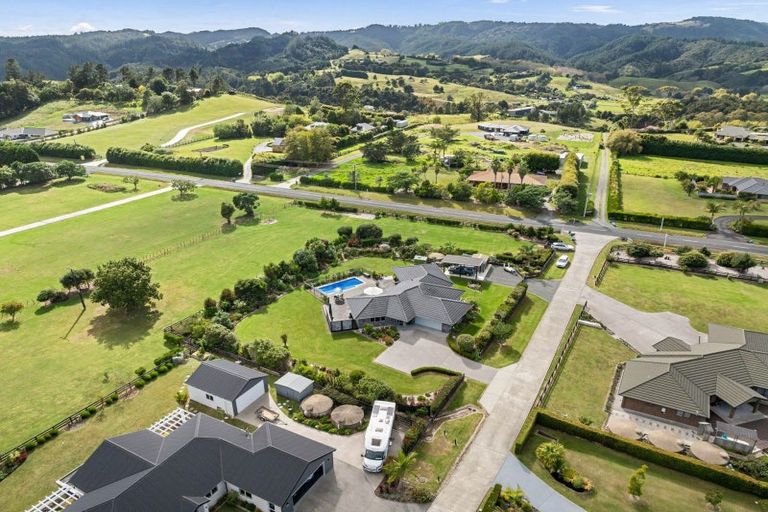 Photo of property in 6 Summerfield Way, Parahaki, Whangarei, 0112