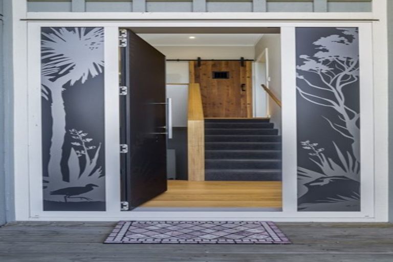 Photo of property in 186 Gervin Road, Wainui, Silverdale, 0992