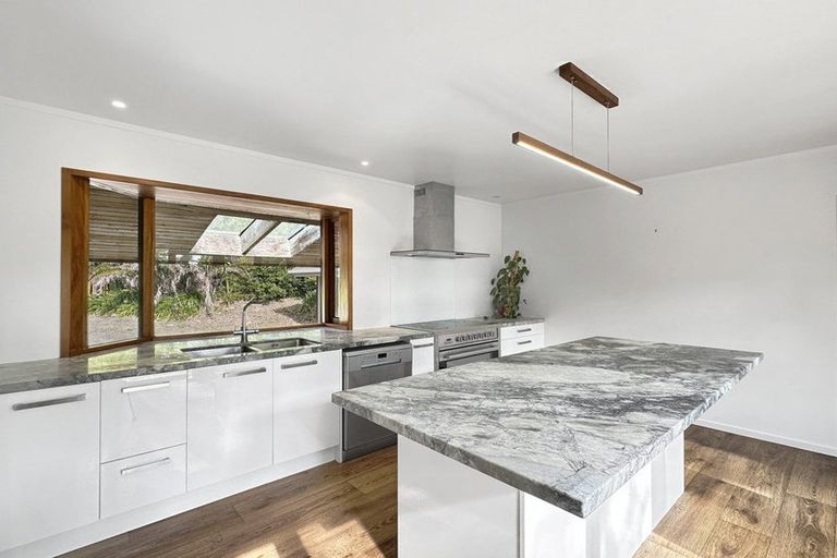 Photo of property in 27 Pa Road, Kerikeri, 0230