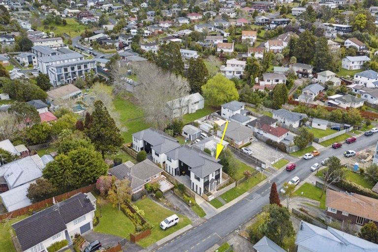 Photo of property in 6a Blenheim Street, Glenfield, Auckland, 0629