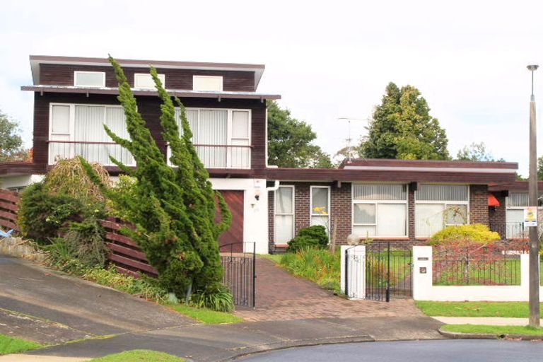 Photo of property in 20 Bert Wilson Place, Cockle Bay, Auckland, 2014