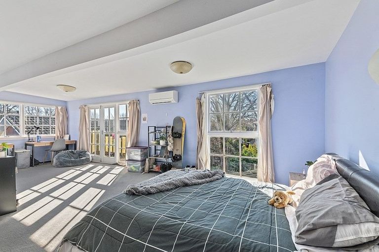 Photo of property in 16 Powell Crescent, Ilam, Christchurch, 8041