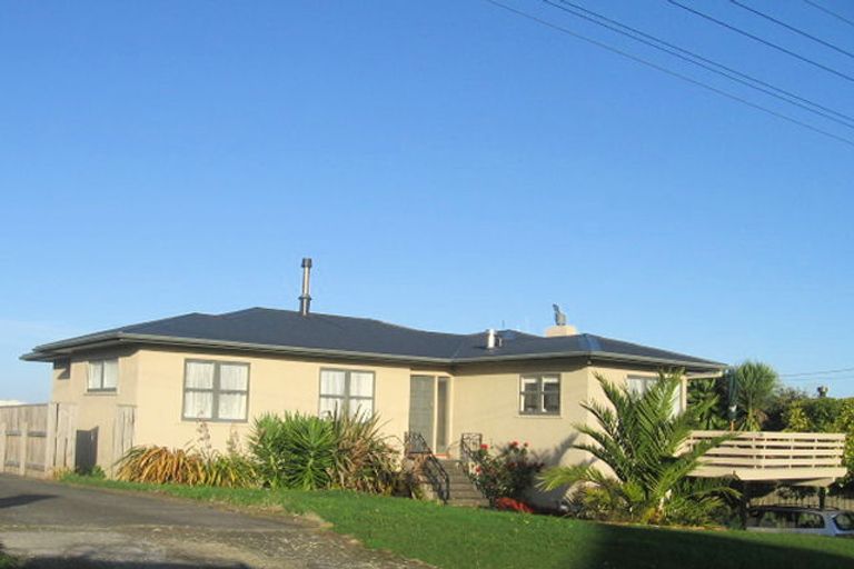 Photo of property in 3 Bastia Avenue, Bastia Hill, Whanganui, 4500