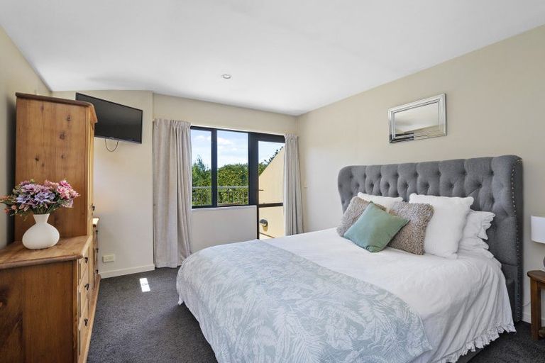 Photo of property in 2817 West Coast Road, Kirwee, Darfield, 7571