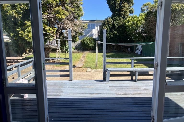 Photo of property in 21 Ropata Crescent, Boulcott, Lower Hutt, 5010