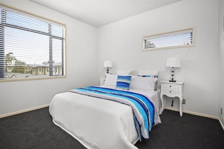 Photo of property in 79a/2 Armoy Drive, East Tamaki, Auckland, 2016