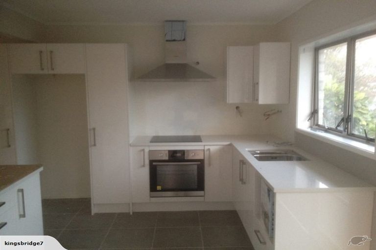 Photo of property in 2/9 Nile Road, Milford, Auckland, 0620