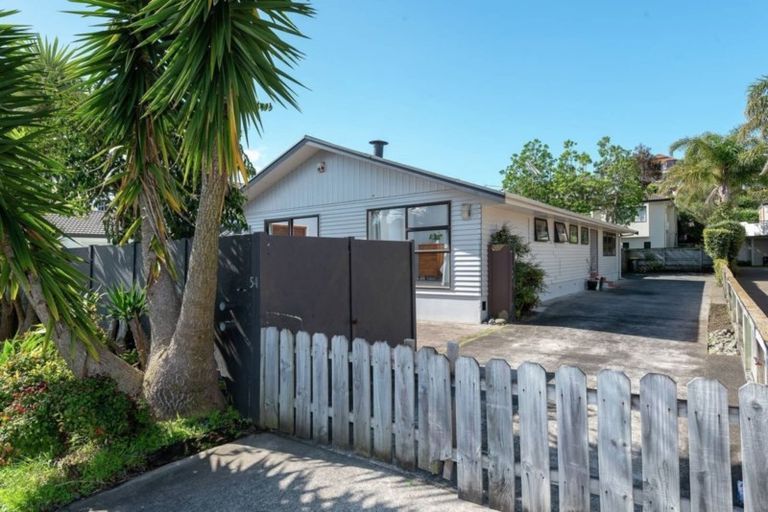 Photo of property in 54 Hattaway Avenue, Bucklands Beach, Auckland, 2012