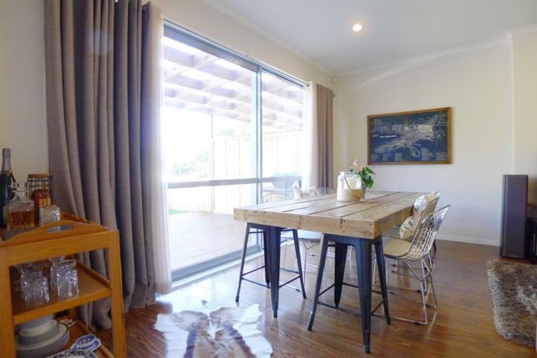 Photo of property in 11 Kauri Drive, Takanini, 2112