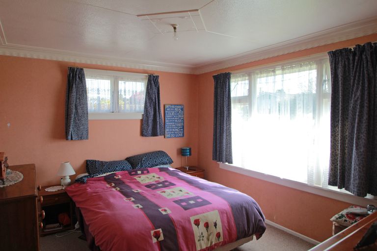 Photo of property in 51 Stuart Street, Holmes Hill, Oamaru, 9401
