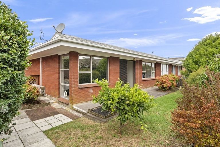 Photo of property in 2/149 Astley Avenue, New Lynn, Auckland, 0600