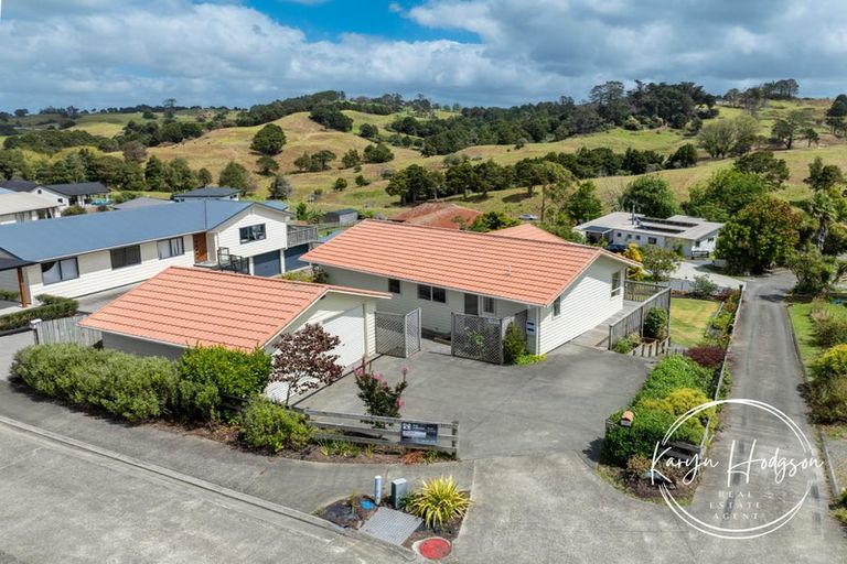 Photo of property in 12 Ash Grove, Maungaturoto, 0520