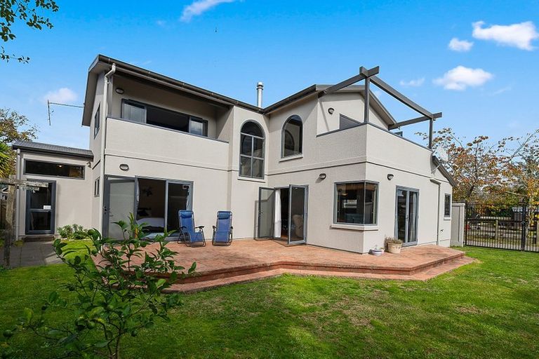 Photo of property in 13 Holden Avenue, Holdens Bay, Rotorua, 3010