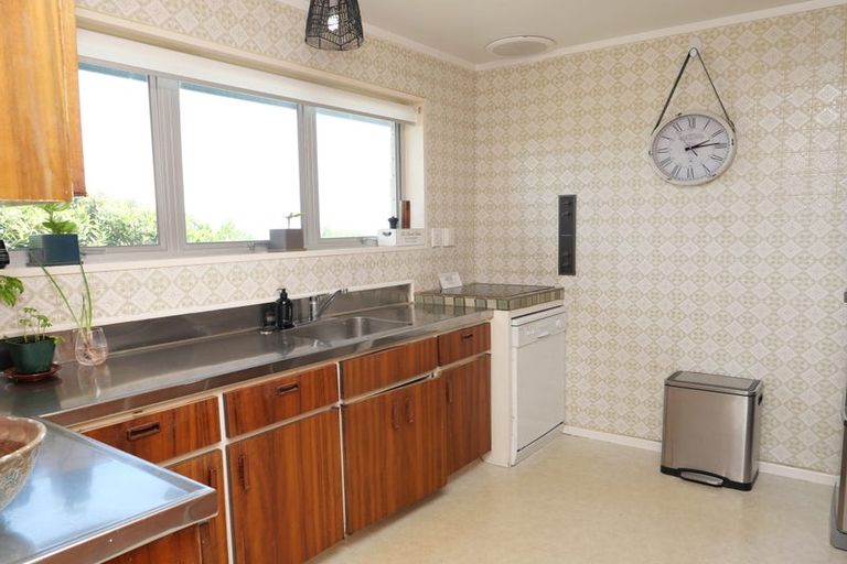 Photo of property in 105 Rosetta Road, Raumati South, Paraparaumu, 5032