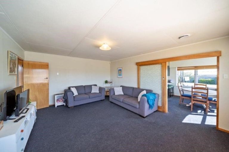 Photo of property in 25 Hunter Street, Hawera, 4610