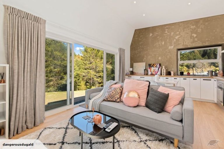 Photo of property in 607a Glenorchy-queenstown, Closeburn, Queenstown, 9371