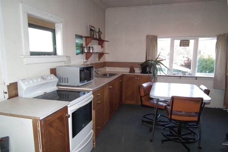 Photo of property in 7 Kelvin Street, South Hill, Oamaru, 9400