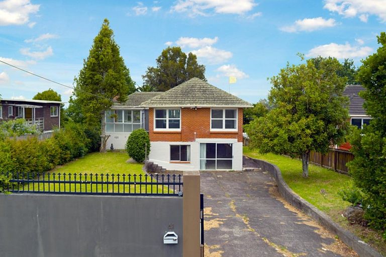 Photo of property in 41 Royal Road, Massey, Auckland, 0614