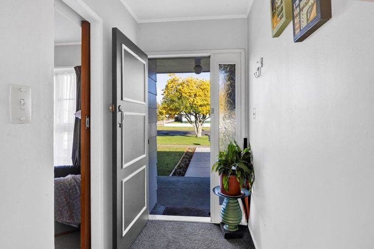 Photo of property in 12 Hamlet Street, Stratford, 4332