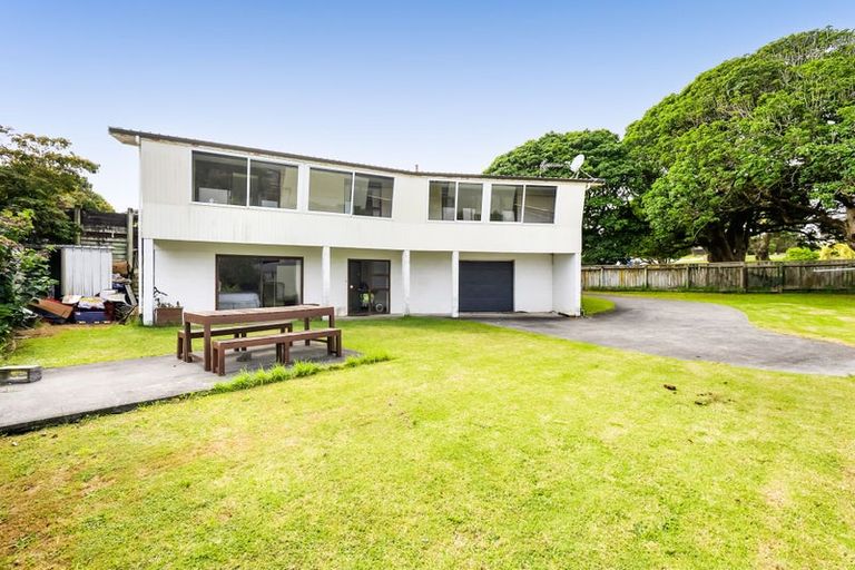 Photo of property in 5 Bronte Place, Whalers Gate, New Plymouth, 4310