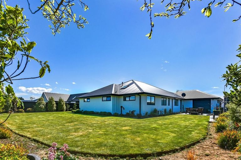 Photo of property in 10 Westmere Mews, West Melton, 7618