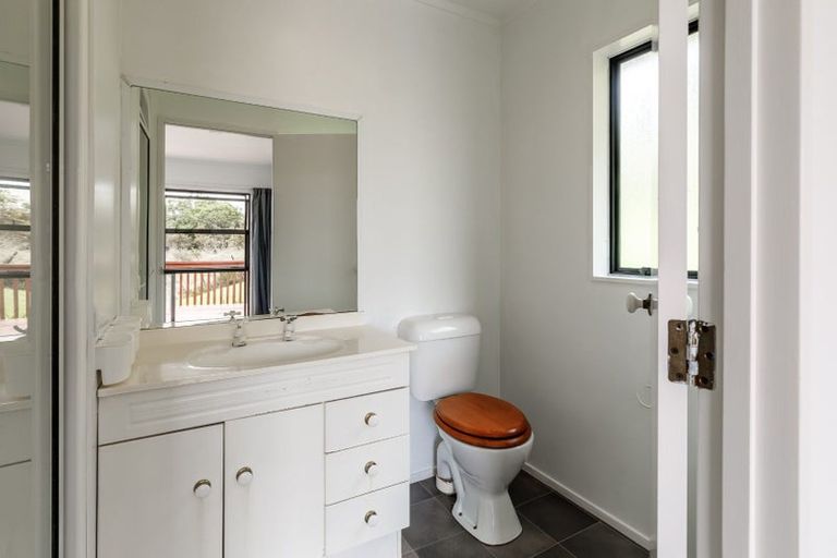 Photo of property in 108 Okura River Road, Okura, Albany, 0792