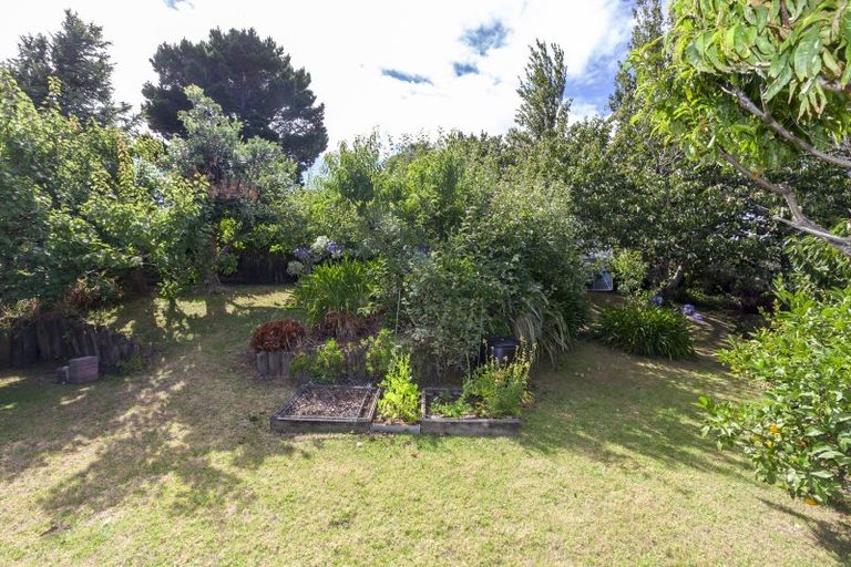 Photo of property in 19 Dale Road, Raumati South, Paraparaumu, 5032