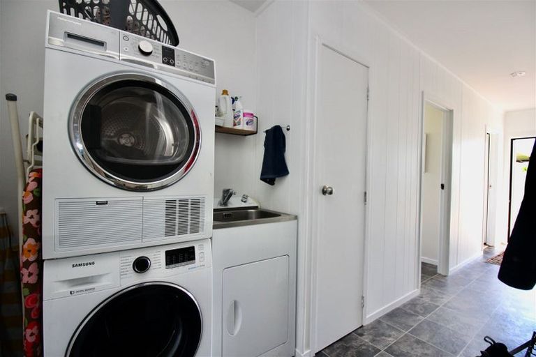 Photo of property in 107 Cook Drive, Whitianga, 3510