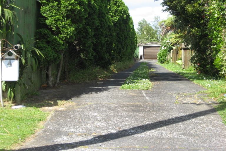 Photo of property in 4 Braeburn Place, Takanini, 2112