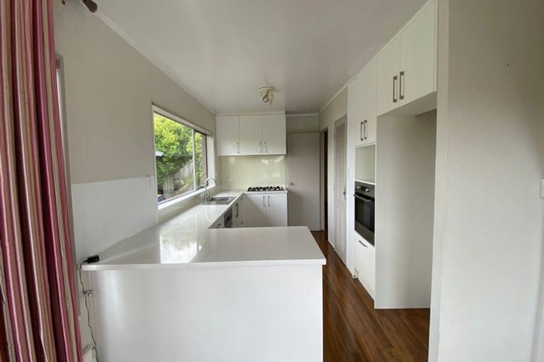 Photo of property in 184 Stapleford Crescent, Browns Bay, Auckland, 0630