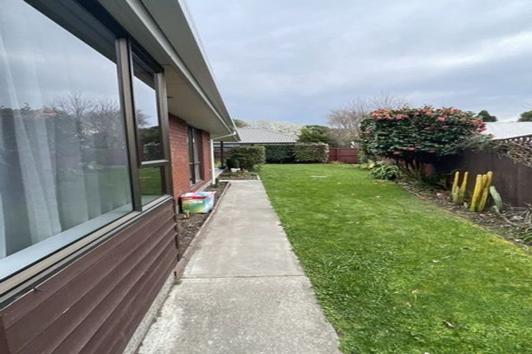 Photo of property in 1/139 Brookside Terrace, Bryndwr, Christchurch, 8053