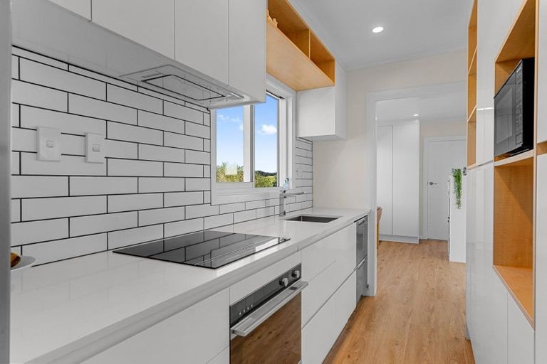 Photo of property in 1645 Matapouri Road, Matapouri, Whangarei, 0173