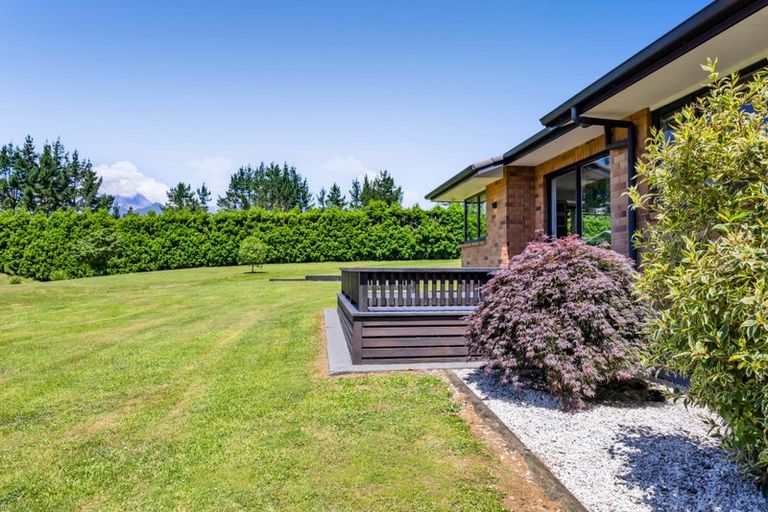 Photo of property in 1347 Carrington Road, Hurworth, New Plymouth, 4371
