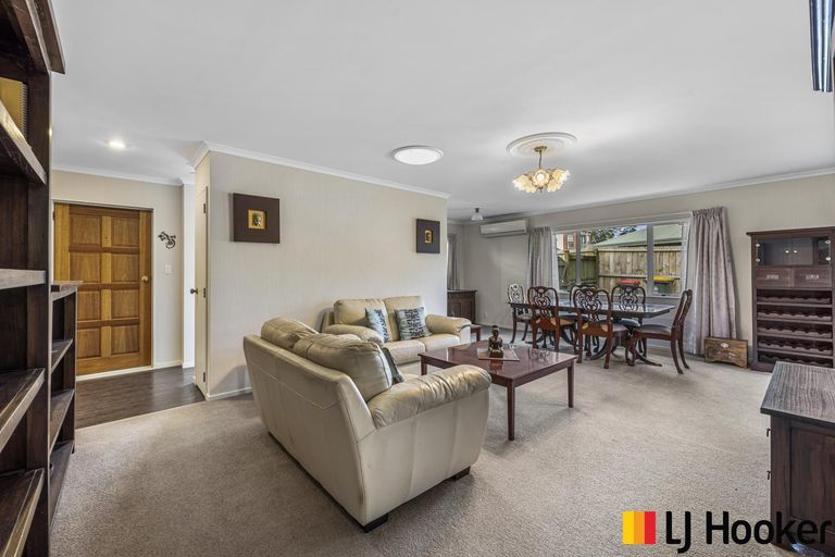 Photo of property in 23 Muirfield Street, Wattle Downs, Auckland, 2103