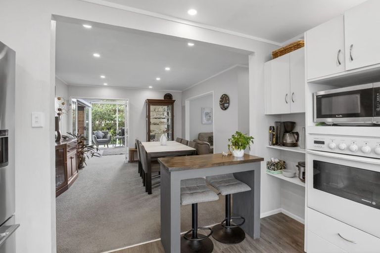 Photo of property in 57 Donovan Road, Paraparaumu Beach, Paraparaumu, 5032