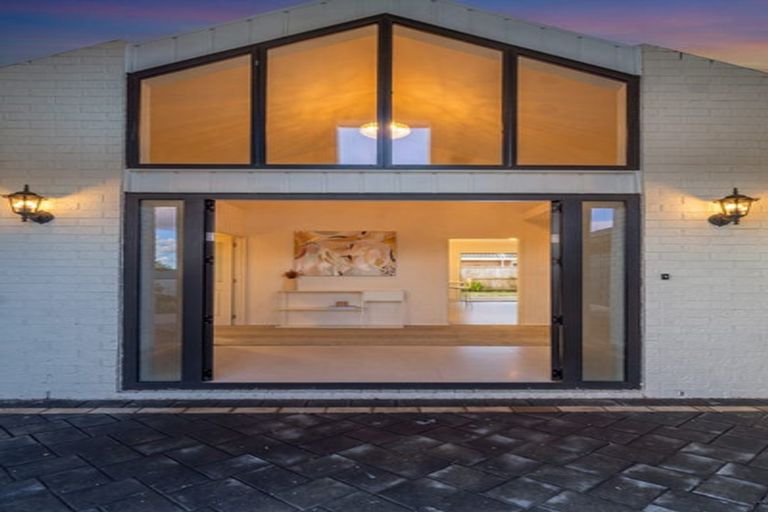 Photo of property in 4 Inagh Close, Dannemora, Auckland, 2016