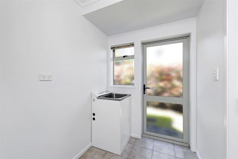 Photo of property in 9 Hillford Place, Welcome Bay, Tauranga, 3175
