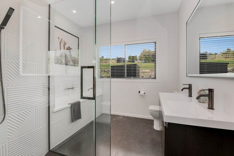 Photo of property in 7 Rui Place, Stillwater, Silverdale, 0993