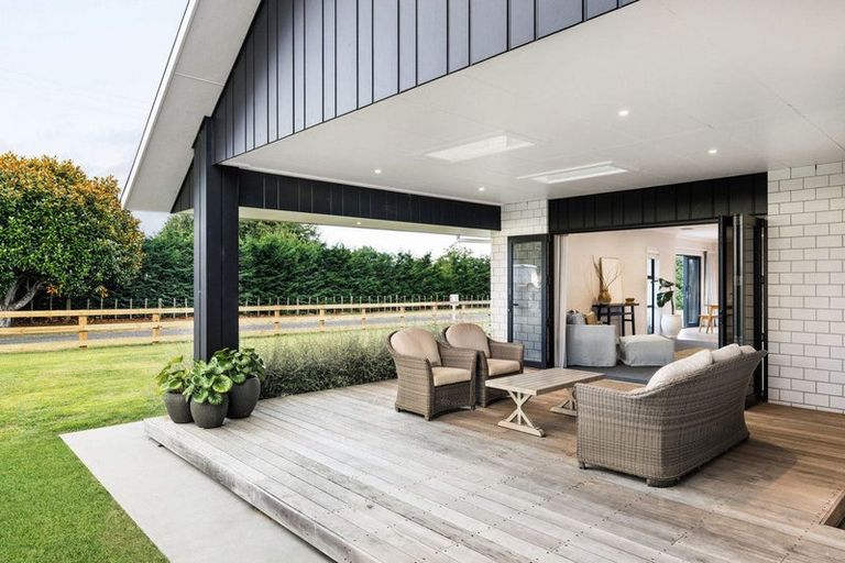 Photo of property in 99 Peake Road, Cambridge, 3493