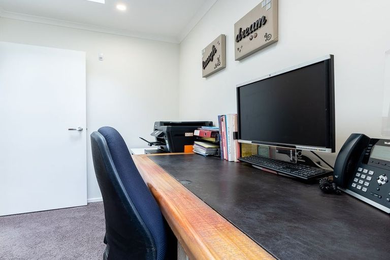 Photo of property in 1 Sudeng Street, Levin, 5510