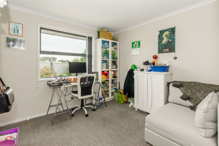 Photo of property in 14 Pearson Place, Paraparaumu, 5032
