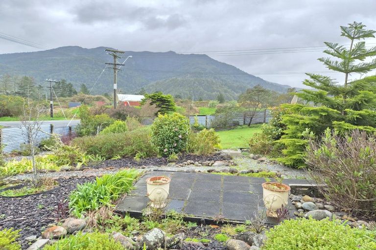 Photo of property in 1342 Main Road, Stillwater, Greymouth, 7805